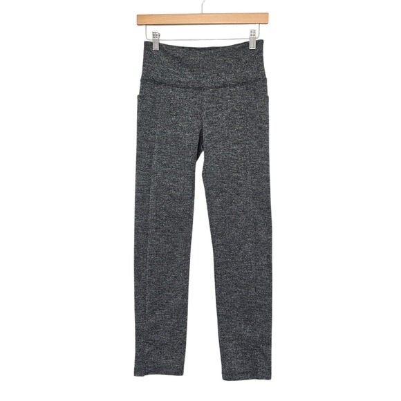 Athleta Pants - Athleta Women Black Speckled High‎ Rise Capri Leggings Pants Size XS